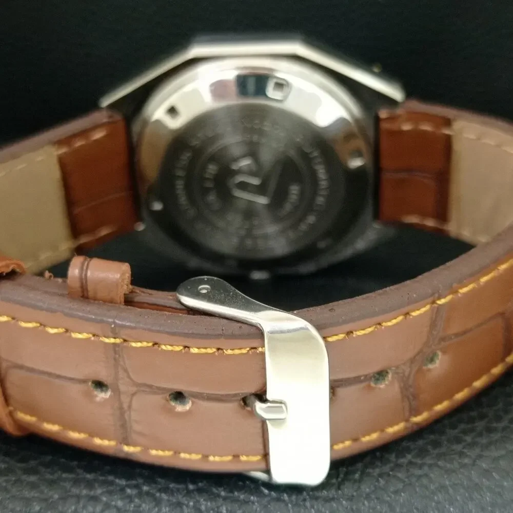 Vintage 1971 Ricoh Automatic Mens Silver Watch W/daydate & Gold accents